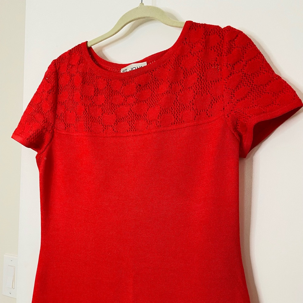 St John knit short sleeve dress